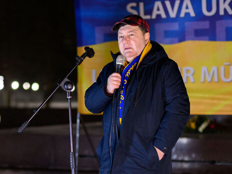 Член ПАРЄ Зінгеріс: 3 грудня 2013 року я був на Майдані, пам'ятаю, Азаров крізь вікно кричав беркутівцям: 