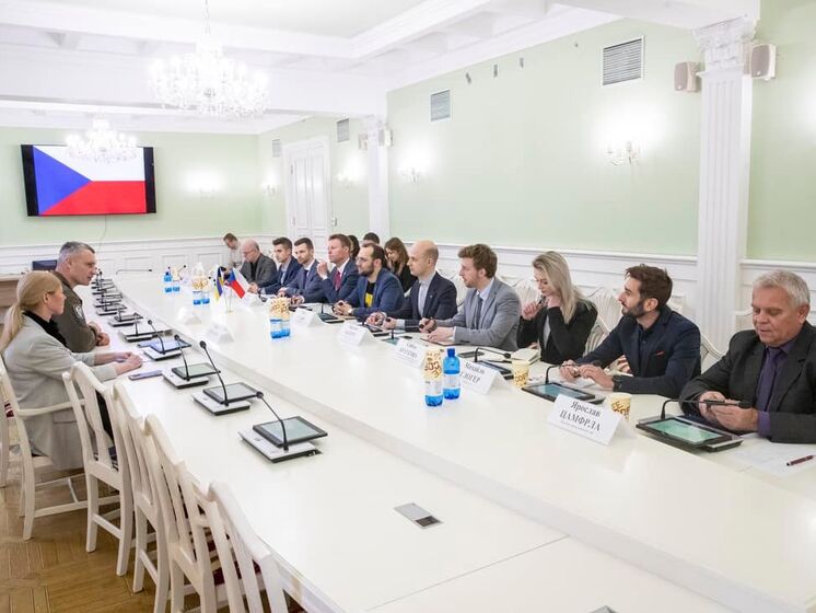 Кличко зустрівся з представниками уряду Чехії й обговорив допомогу в реабілітації захисників України