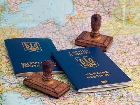В Украине не будут аннулировать паспорта из-за разной транслитерации имени – миграционная служба