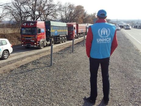 Погранслужба: На оккупированную часть Донецкой области въехали восемь грузовиков с помощью ООН