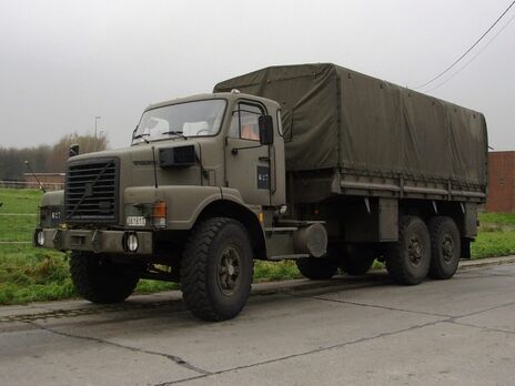 Бельгія готує для доправлення в Україну 240 вантажівок Volvo – ЗМІ
