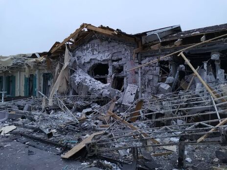 В Запорожье после ночного обстрела 18 марта серьезно разрушено здание ресторана