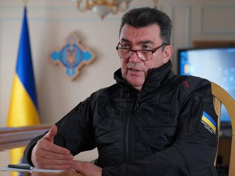 Украинцы ошибочно считают, что где-то за границей люди умнее – Данилов