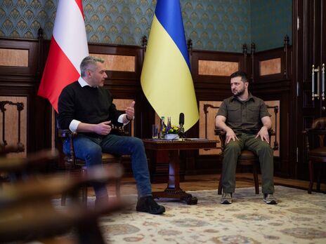 Негаммер поговорив із Зеленським і заявив, що Австрія й далі надаватиме Україні гуманітарну допомогу, але не військову