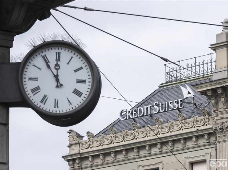 У Швейцарії оголосили про злиття двох найбільших банків, щоб захистити економіку країни. Експертка пояснила, як ця ситуація вплине на Україну