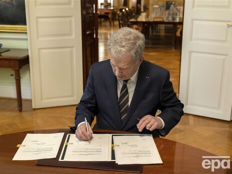 Президент Фінляндії підписав закон про вступ країни в НАТО