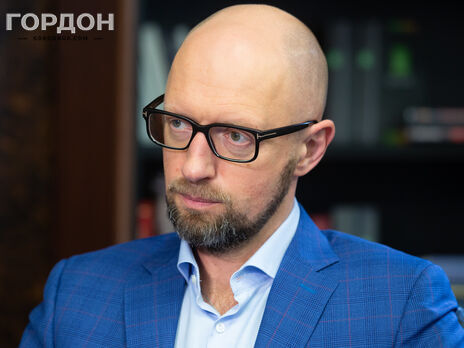Яценюк: Глашатай Путіна Медведєв після своїх постів має дописувати: 