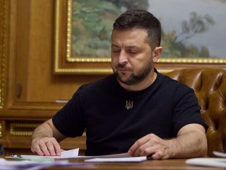 Зеленський підписав указ про утворення трьох міських військових адміністрацій на окупованій території Луганської області