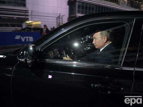 Бєлковський: Путін їздить у кортежі із зенітним ракетним комплексом 