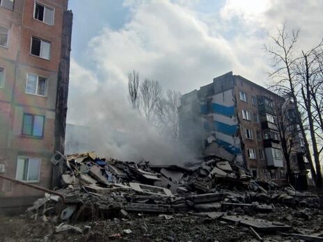 Обстрелы Донецкой области. Оккупанты ударили ракетами по отелю и суду в Авдеевке, погиб человек в Красногоровке