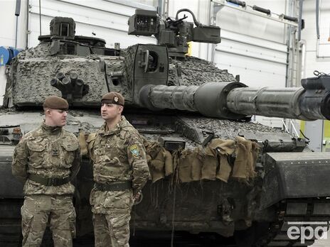О том, что украинские танкисты прибыли в Великобританию для обучения на танках Challenger 2, британское минобороны сообщало 29 января