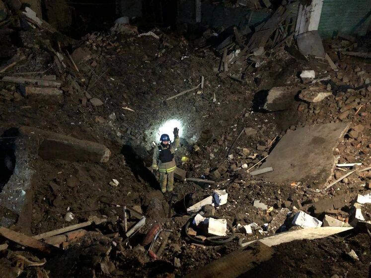 Росія скинула керовану авіабомбу на Сумську область. Одна людина дістала поранення, зруйновано житло й газопровід – Офіс президента
