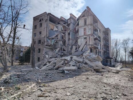 Обстріли Донецької області. Окупанти протягом доби вбили двох і поранили 33 мирних жителів, пошкоджено дитсадок, школу й житлові будинки