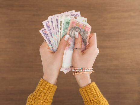 Украинцам в марте выплатили 5,7 млрд грн субсидий и льгот