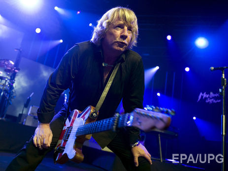 Умер гитарист и вокалист британской рок-группы Status Quo Парфитт