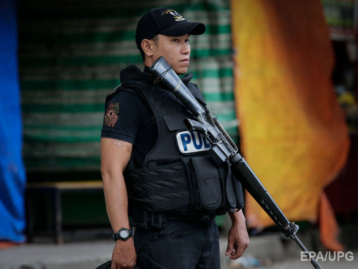 На Филиппинах возле церкви произошел взрыв, 12 человек пострадали 