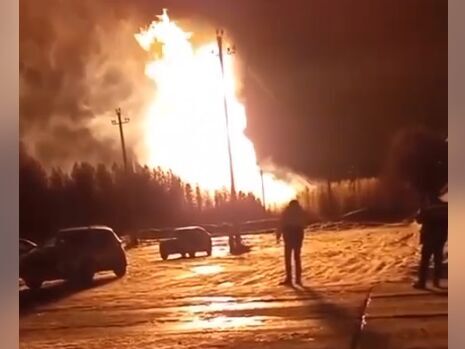 У Росії загорівся газопровід, полум'я видно за десятки кілометрів