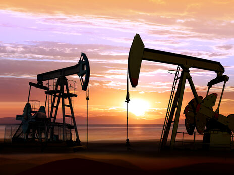 Еврокомиссия заявила, что большинство стран "Большой семерки" не хотят снижать порог цены на нефть