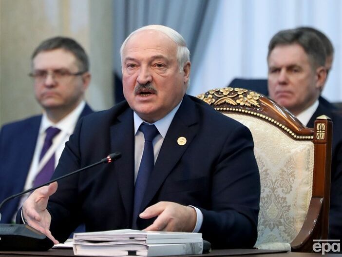 Лукашенко заявил, что в Украине нужно объявить перемирие, "пока не началась эскалация". В Кремле прокомментировали
