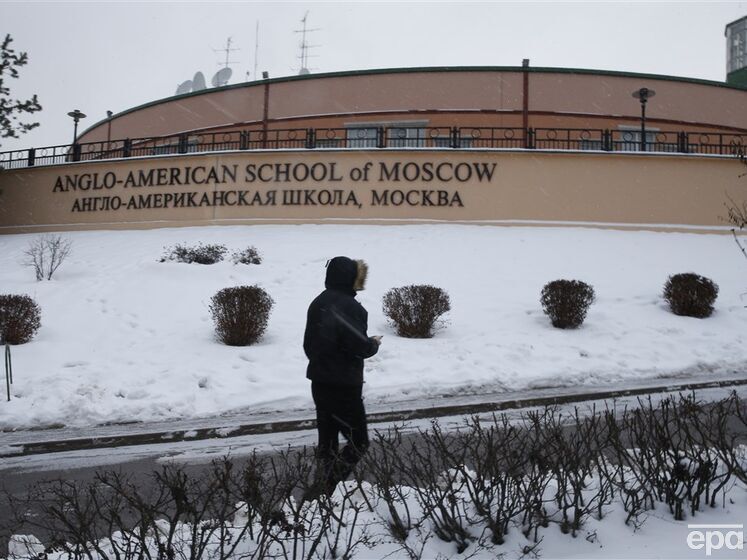 У Росії суд зупинив роботу школи, де навчаються діти дипломатів Великобританії, Канади та США