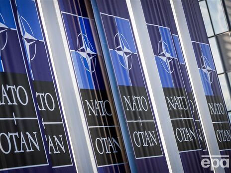 НАТО увеличивает поддержку Украины, чтобы сгладить затягивание переговоров по срокам ее членства – Financial Times