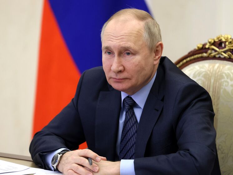 Путин инсценирует поездки и возит с собой специальную кабину для переговоров – сотрудник ФСО, сбежавший из РФ