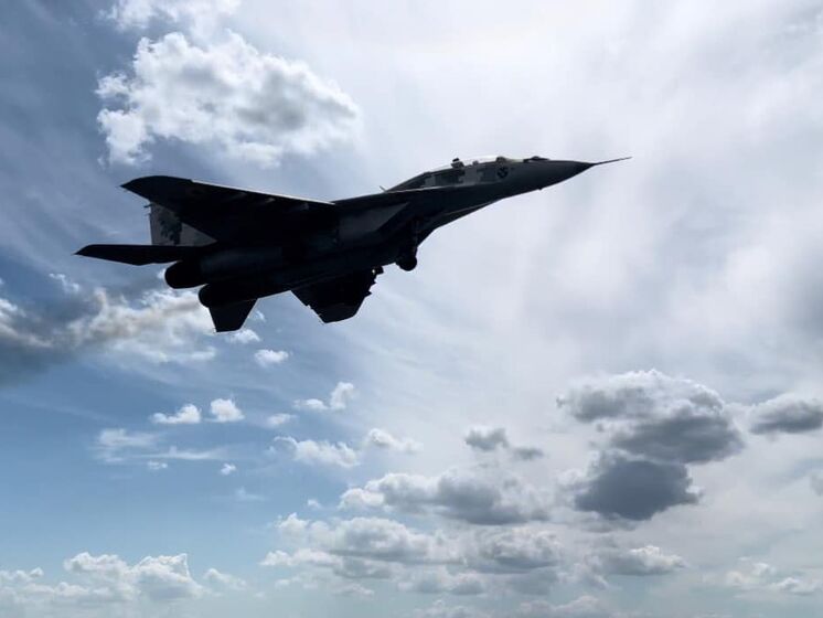 Украинские военные уничтожили три управляемые авиабомбы россиян и станцию РЭБ