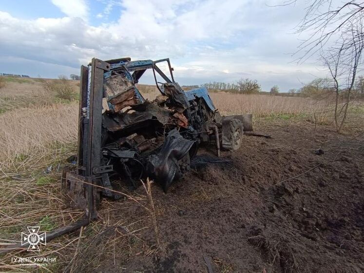 У Київській області трактор наїхав на протитанкову міну, постраждав тракторист – ДСНС