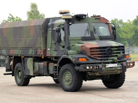 Дрони, набої і військові вантажівки: Німеччина передала Україні новий пакет допомоги