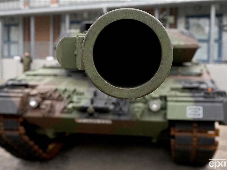 Глава міноборони Данії анонсував передавання Україні САУ CAESAR і танків Leopard