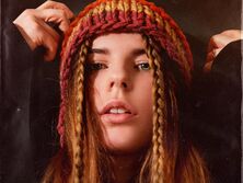 Stasya випустила нову пісню після дебютного треку 