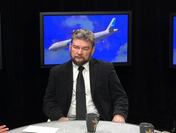 Авиаэксперт Лукашевич о крушении Ту-154: Версия теракта встает в полный рост