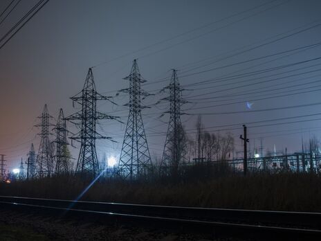 Украина начала экспортировать электроэнергию в Польшу – 