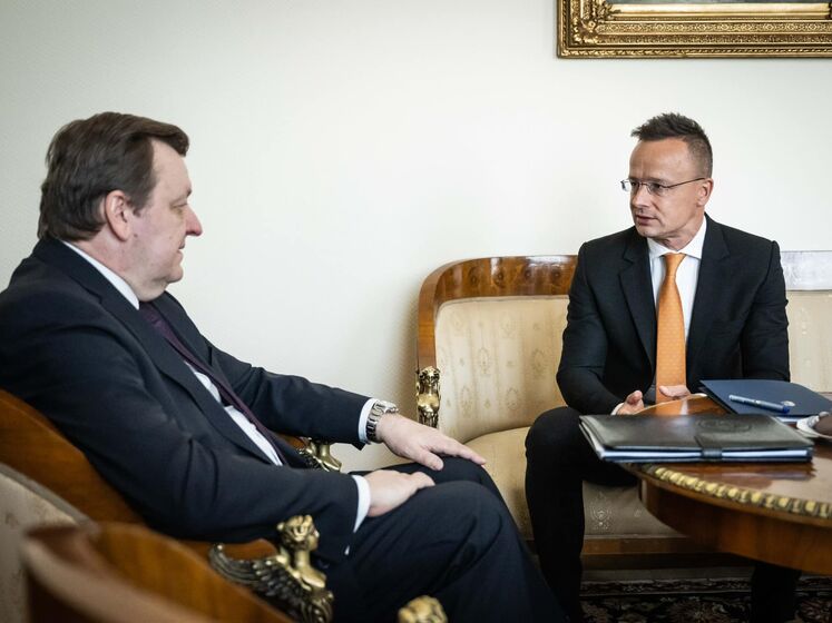 Сійярто у Будапешті зустрівся з главою МЗС Білорусі заради "миру в Україні"