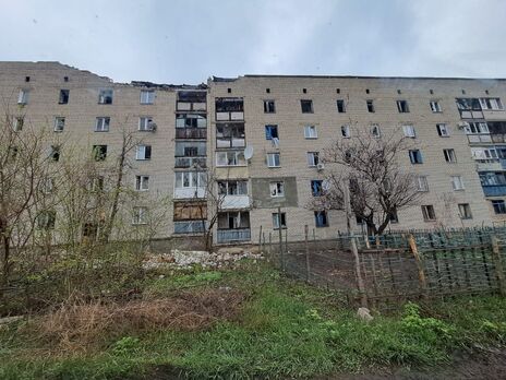 В Донецкой области за сутки обстрелами повреждены дома, два детсада, школа, ангар для зерна – ОВА