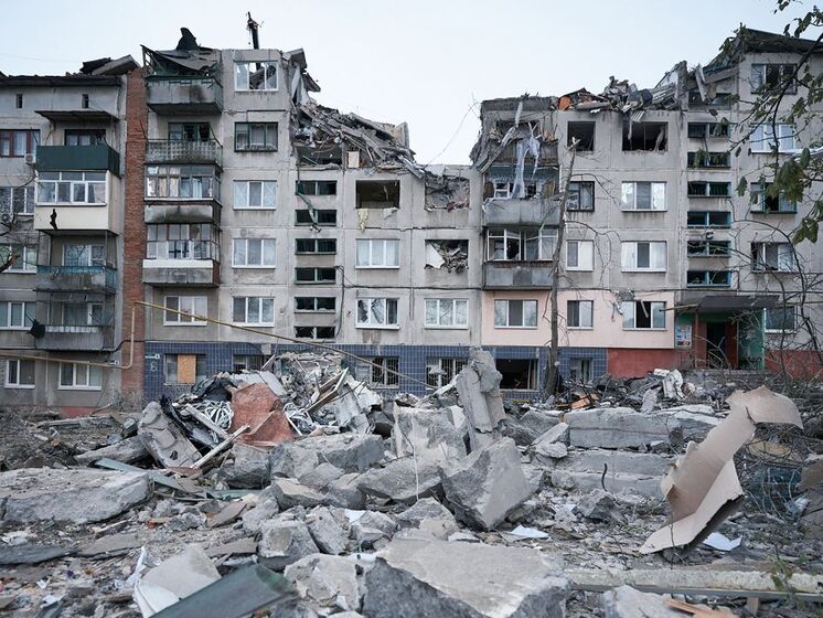 Ракетный удар по Славянску. Количество жертв увеличилось до девяти, под завалами дома остается пять человек