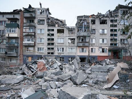 Ракетний удар по Слов'янську. Кількість жертв зросла до дев'яти, під завалами будинку залишається п'ятеро людей