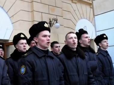 Тымчук: 100 курсантов не могут выехать из Севастополя