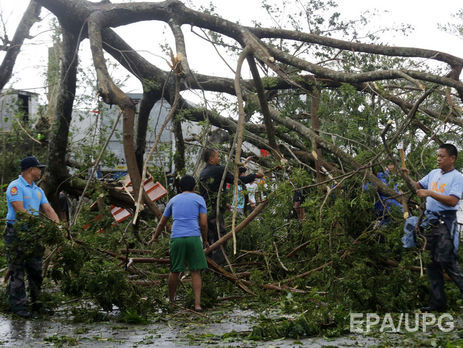 Жертвами тайфуна на Филиппинах стали шесть человек. Фоторепортаж