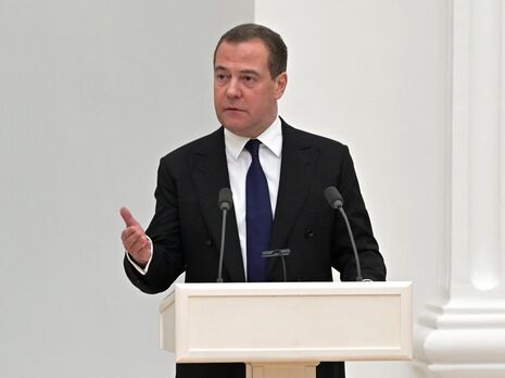 Бывший кремлевский политтехнолог о Медведеве: Когда человек много лет бухает и долбит, мораль просто меняется. Это измененное сознание позволяет так себя вести