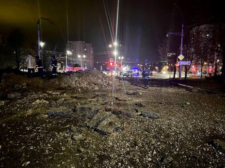 В Белгороде нашли вторую бомбу, вероятно, упавшую с российского самолета. Власти сначала молчали об этом, а теперь эвакуируют тысячи людей
