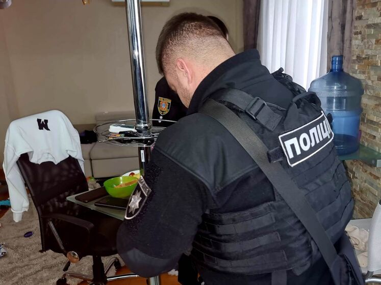 У Чорноморську пролунав вибух, одну людину госпіталізовано у важкому стані – поліція