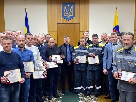 В Одеській області енергетиків і будівельників відзначили нагородою президента 