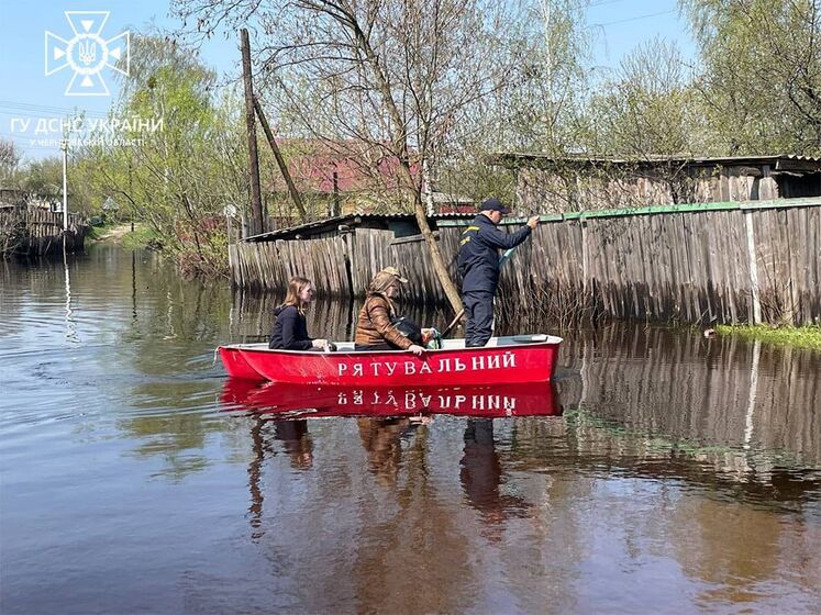 В Україні триває паводок, підтоплено понад 1200 домогосподарств