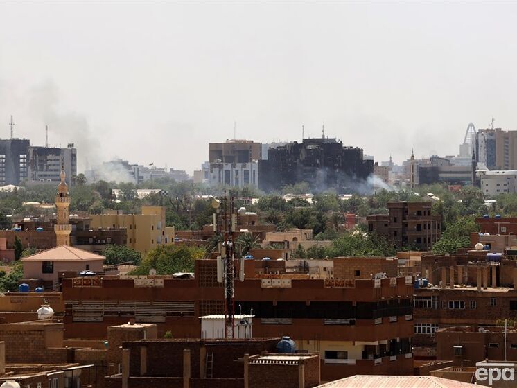 США і Великобританія евакуювали дипломатів із Судану