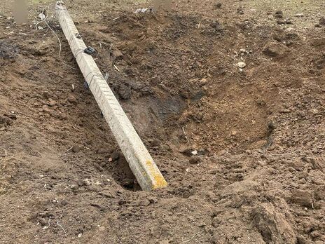 По Херсонській області росіяни випустили понад 400 снарядів упродовж доби, є загиблі й поранені