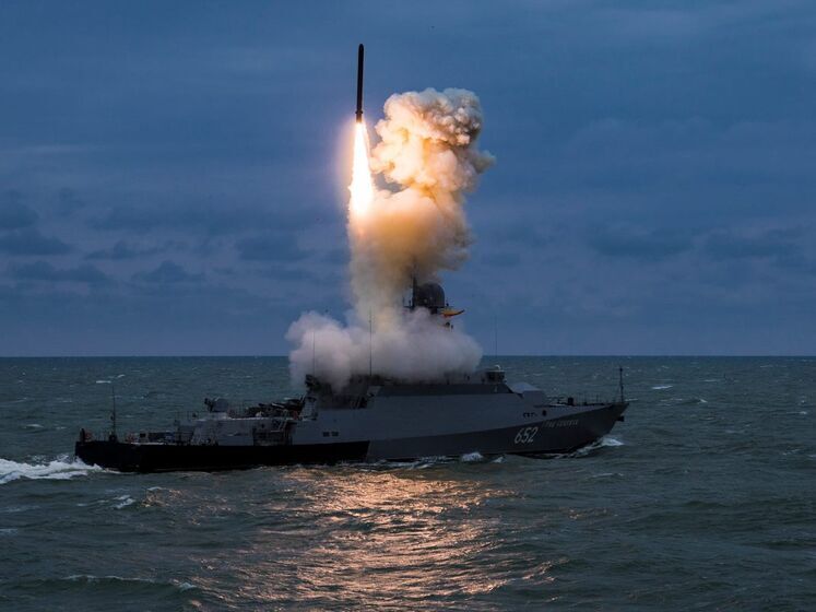 Росія вивела в Чорне і Середземне моря п'ять носіїв "Калібрів" із загальним залпом до 36 ракет &ndash; ВМС ЗСУ