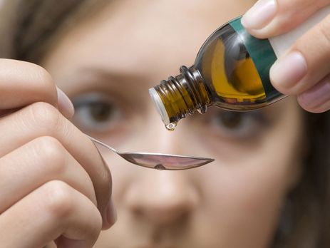 Вице-премьер РФ заявил, что в России могут начать продавать по рецепту йод, зеленку и 