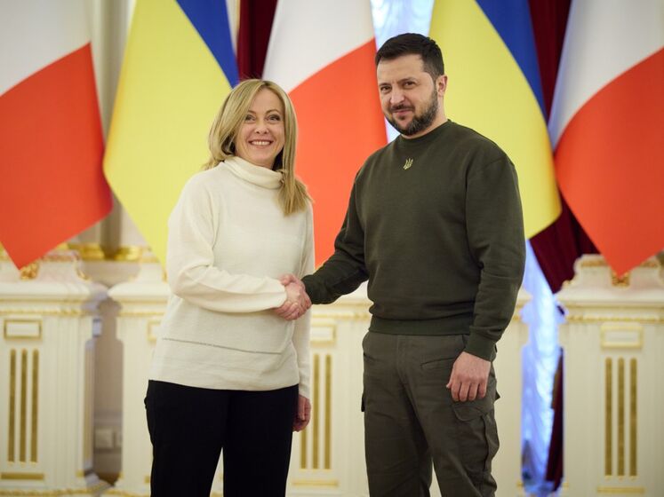 Зеленский поблагодарил Мелони за проведенную конференцию по восстановлению Украины и обсудил с премьером Италии продолжение оборонного сотрудничества
