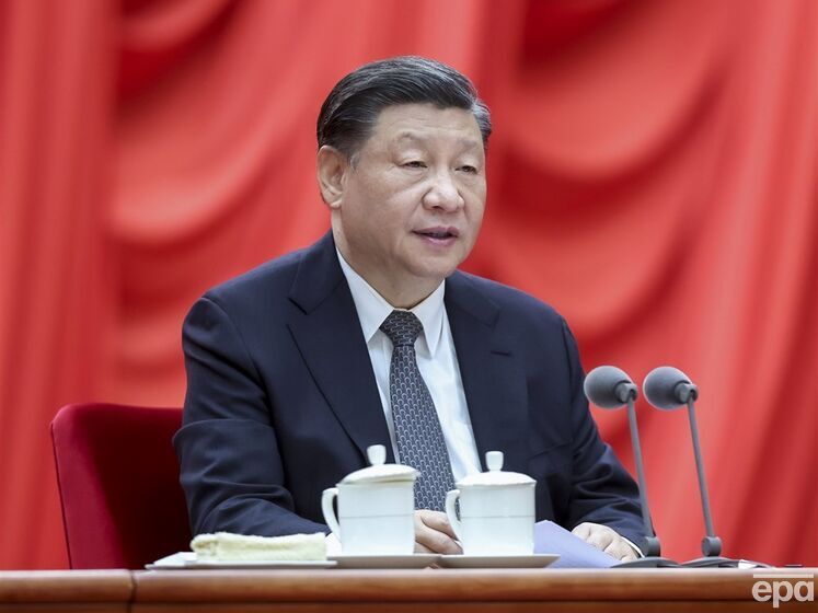 "Китай не будет сидеть сложа руки или подливать масла в огонь". Си Цзиньпин обсудил с Зеленским войну в Украине